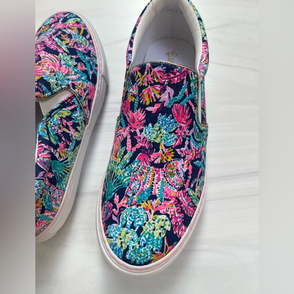 Lilly Pulitzer Pink Purple and Blue Floral Canvas Sneakers Sz 7